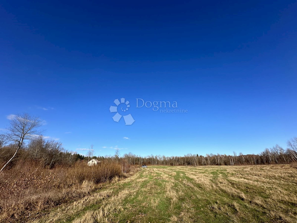 Land For sale - LIČKO-SENJSKA GOSPIĆ