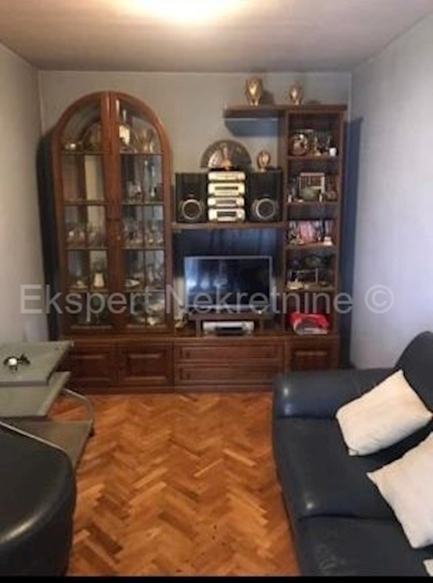 Apartment Zu verkaufen - SPLITSKO-DALMATINSKA SPLIT