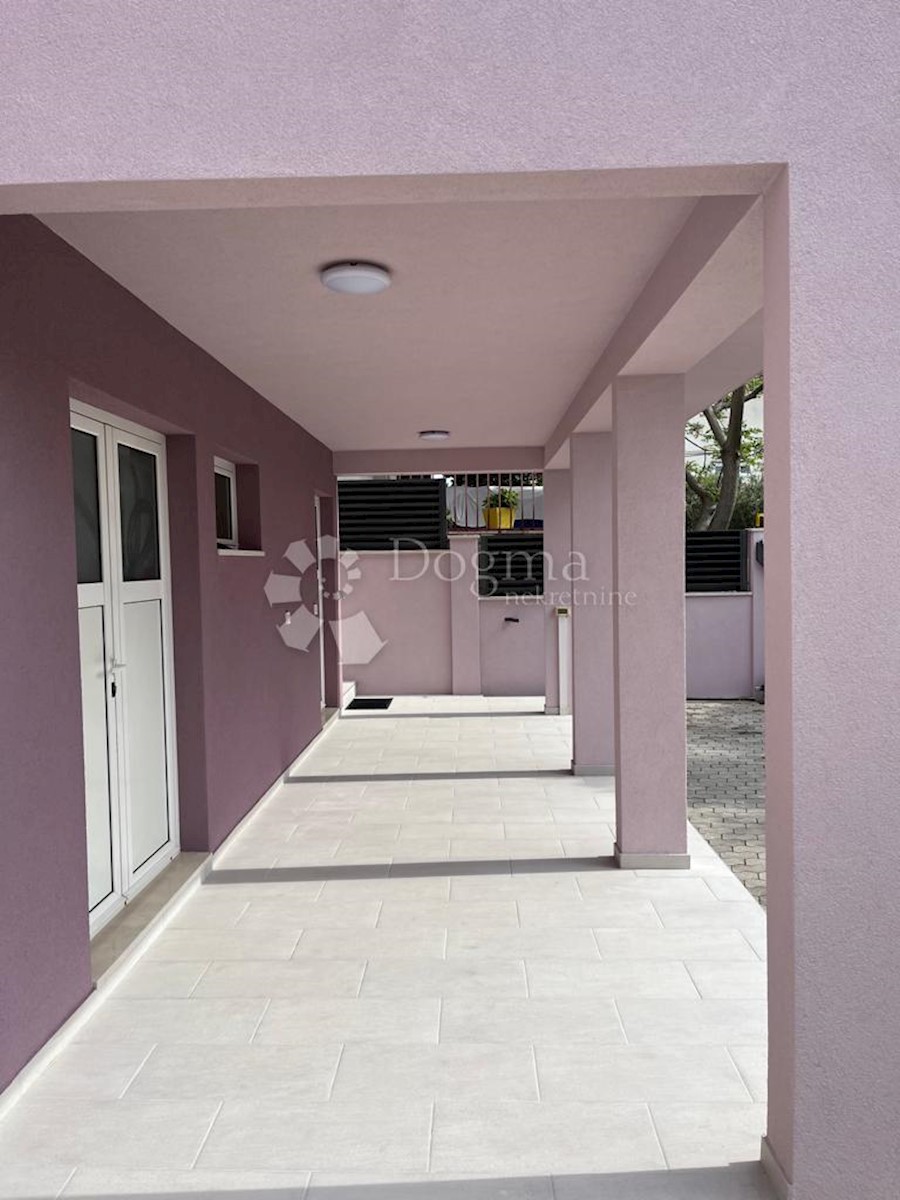 Maison À vendre - SPLITSKO-DALMATINSKA MAKARSKA