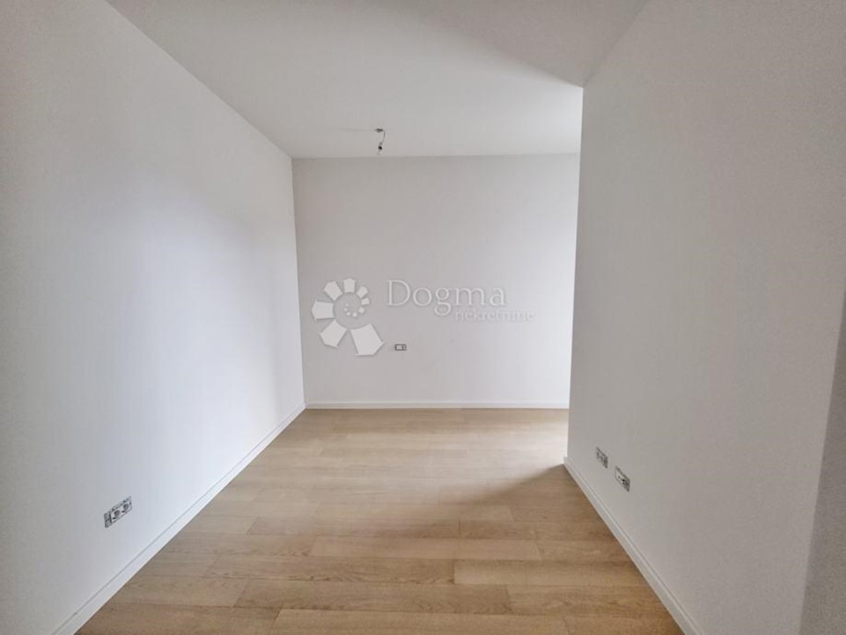 Appartement À vendre - SPLITSKO-DALMATINSKA SPLIT