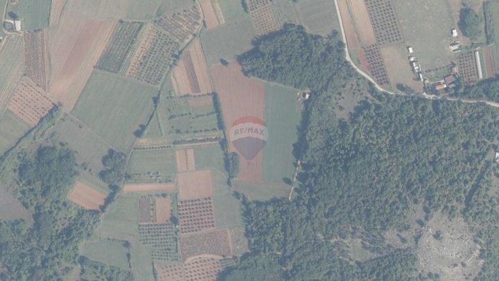 Land for sale 21085 m² – Dračevac