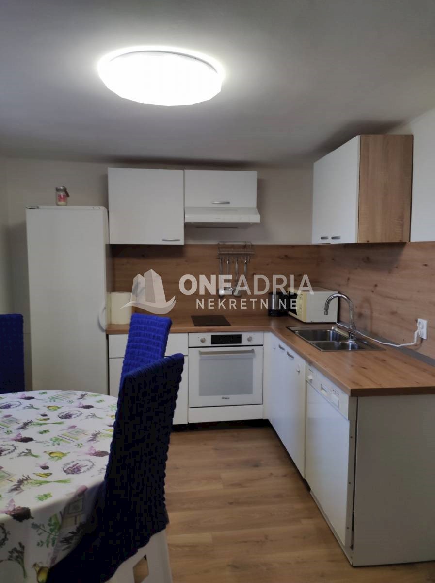 Apartment Zu vermieten - PRIMORSKO-GORANSKA KRALJEVICA