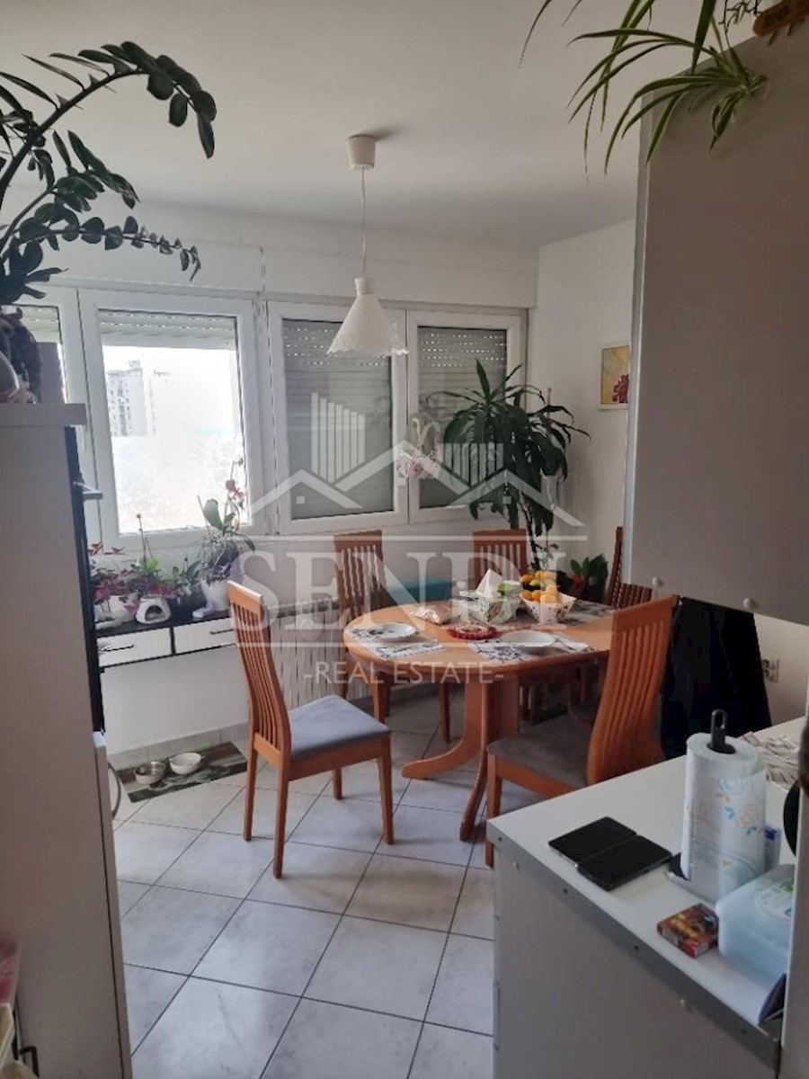 Flat For sale TURNIĆ