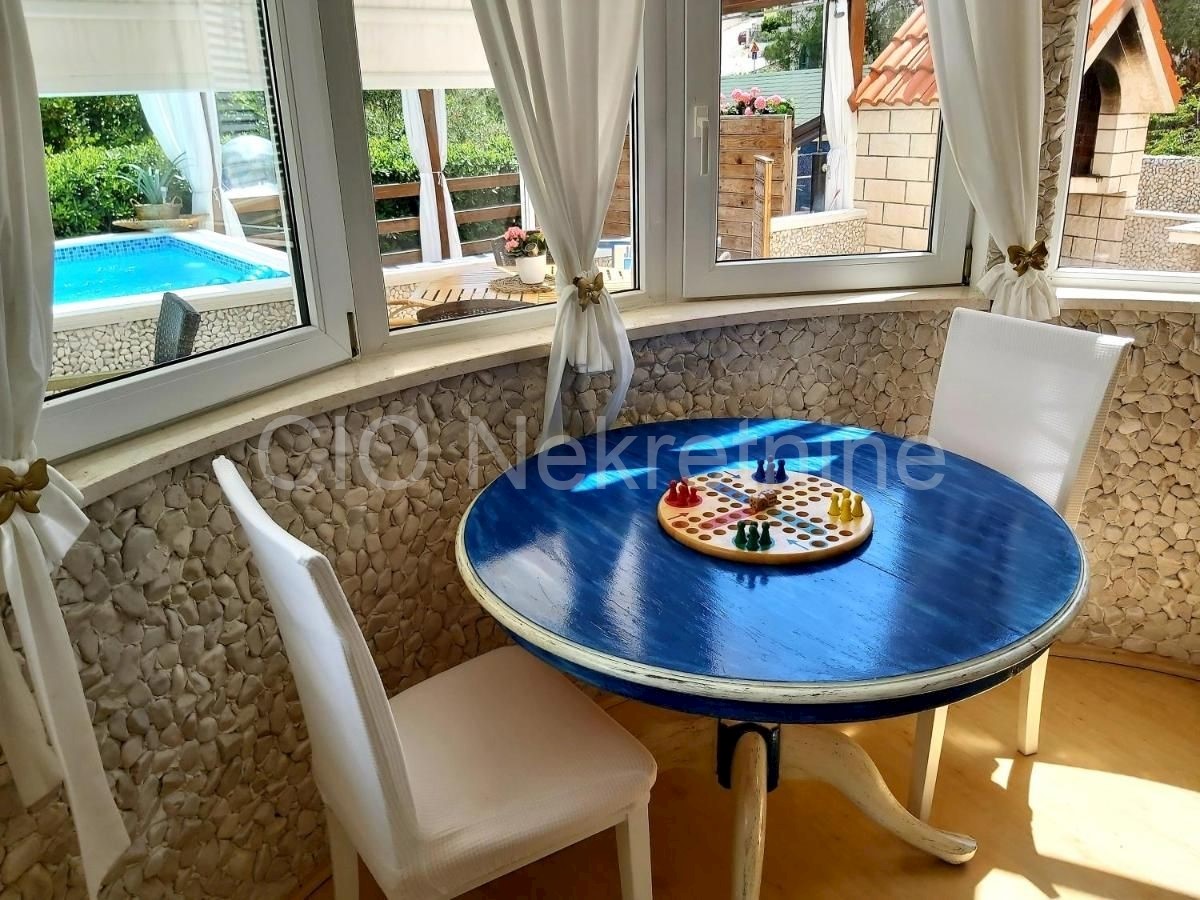 House For sale - SPLITSKO-DALMATINSKA SPLIT