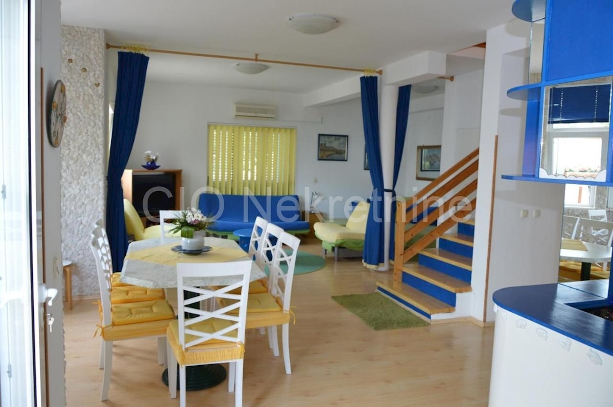 House For sale - SPLITSKO-DALMATINSKA SPLIT