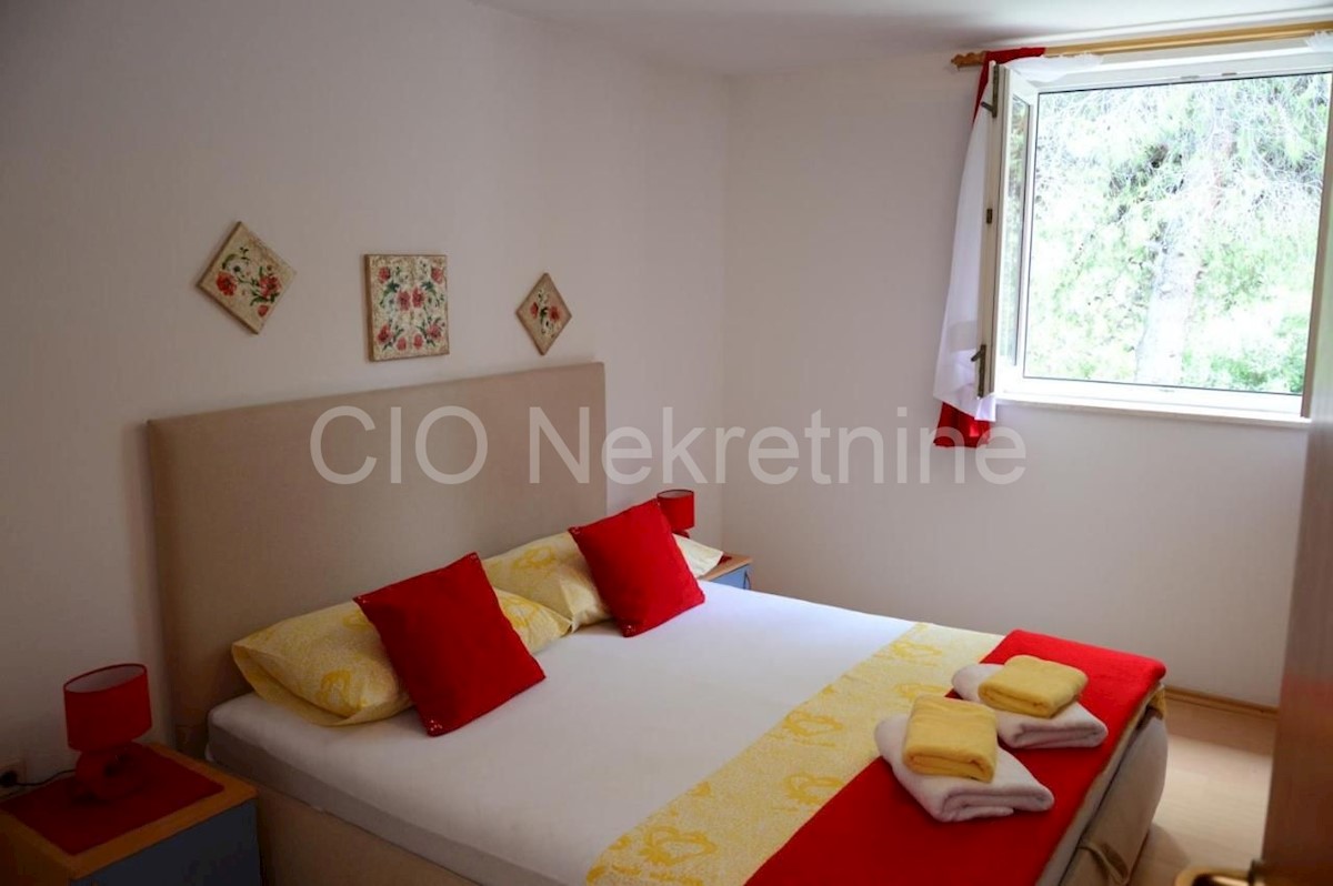 House For sale - SPLITSKO-DALMATINSKA SPLIT