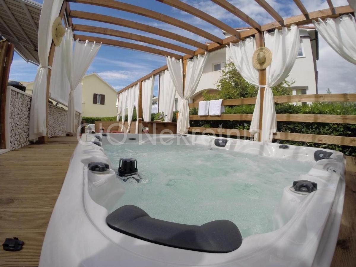 House For sale - SPLITSKO-DALMATINSKA SPLIT