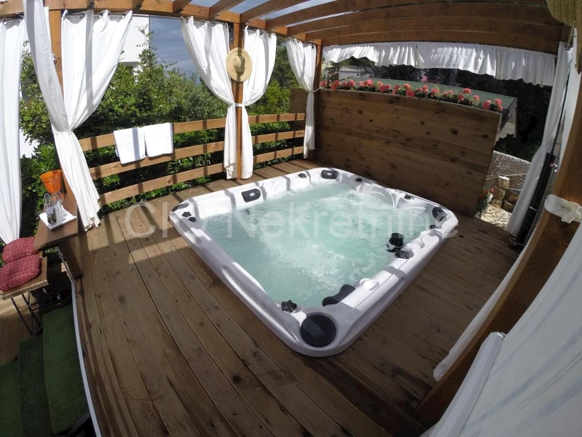 House For sale - SPLITSKO-DALMATINSKA SPLIT