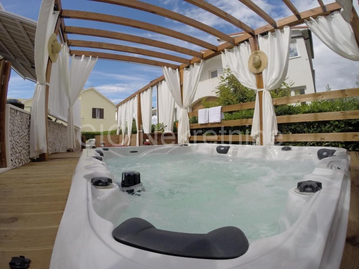 House For sale - SPLITSKO-DALMATINSKA SPLIT