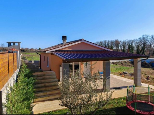 Hiša na predaj 50 m² – Marčana
