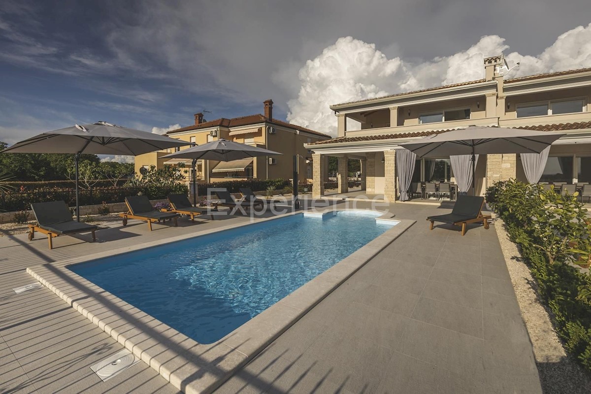 House For sale - Istarska Umag - foto 2/36