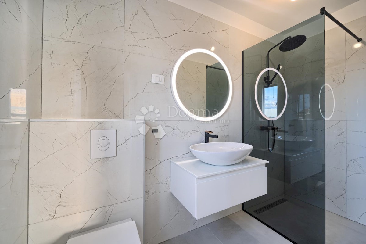Apartment Zu verkaufen - ŠIBENSKO-KNINSKA ŠIBENIK