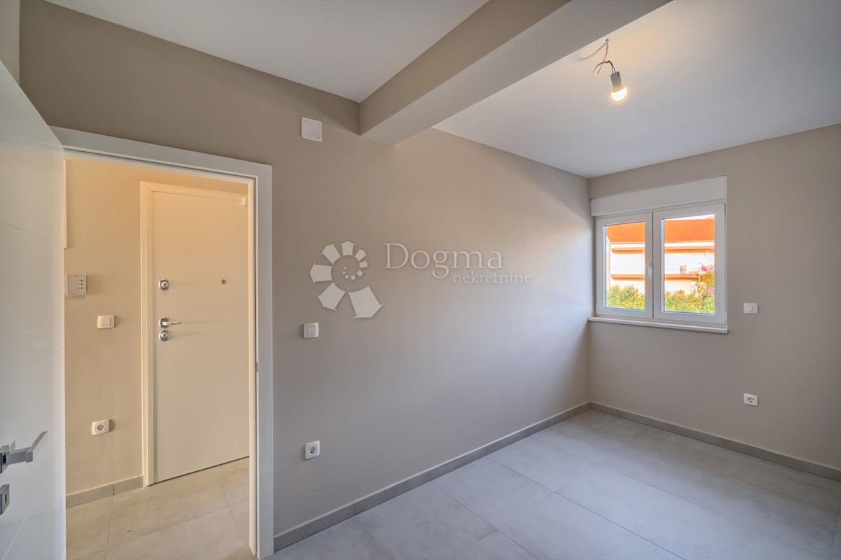 Apartment Zu verkaufen - ŠIBENSKO-KNINSKA ŠIBENIK