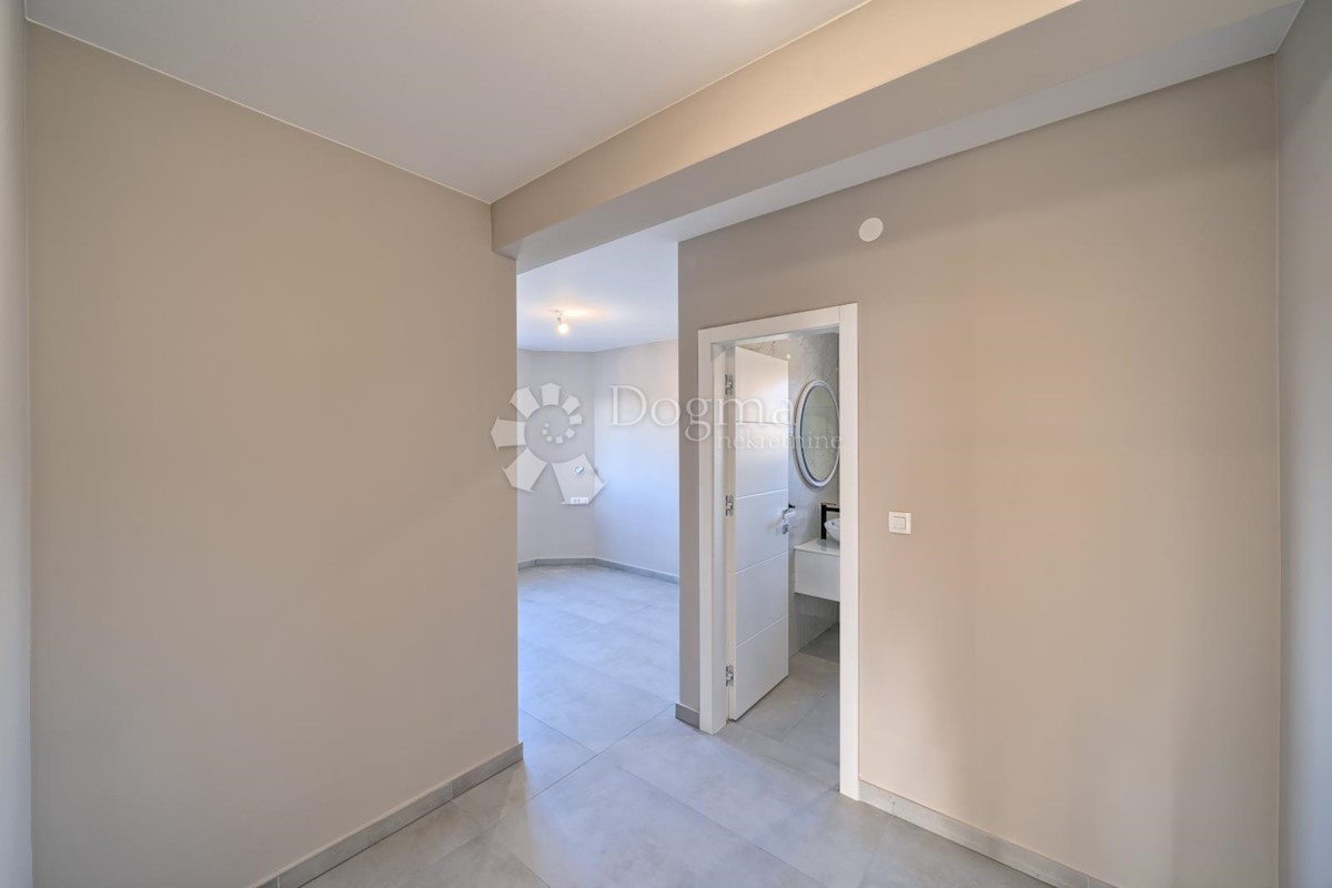 Apartment Zu verkaufen - ŠIBENSKO-KNINSKA ŠIBENIK