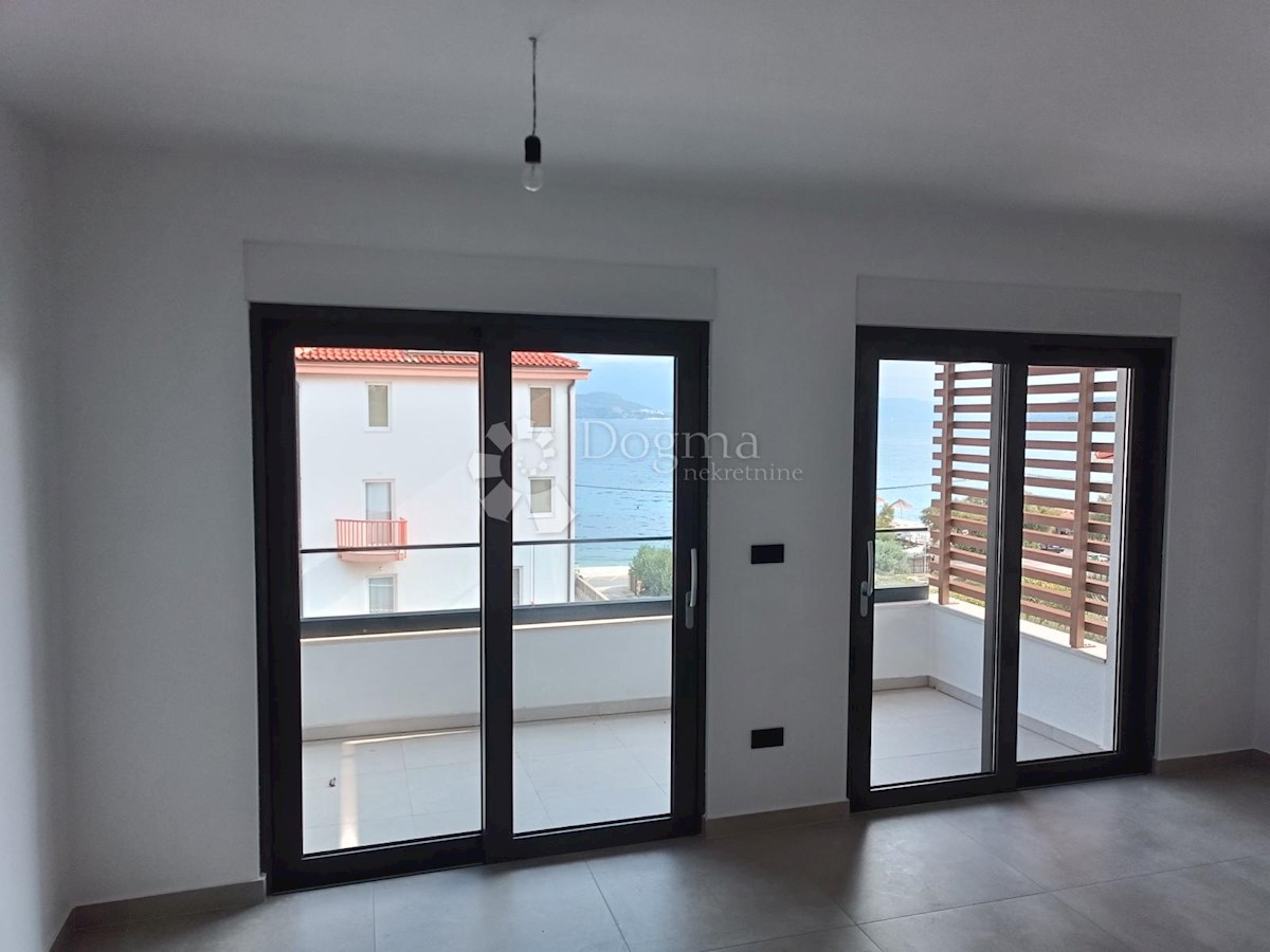 Appartement À vendre - SPLITSKO-DALMATINSKA SPLIT