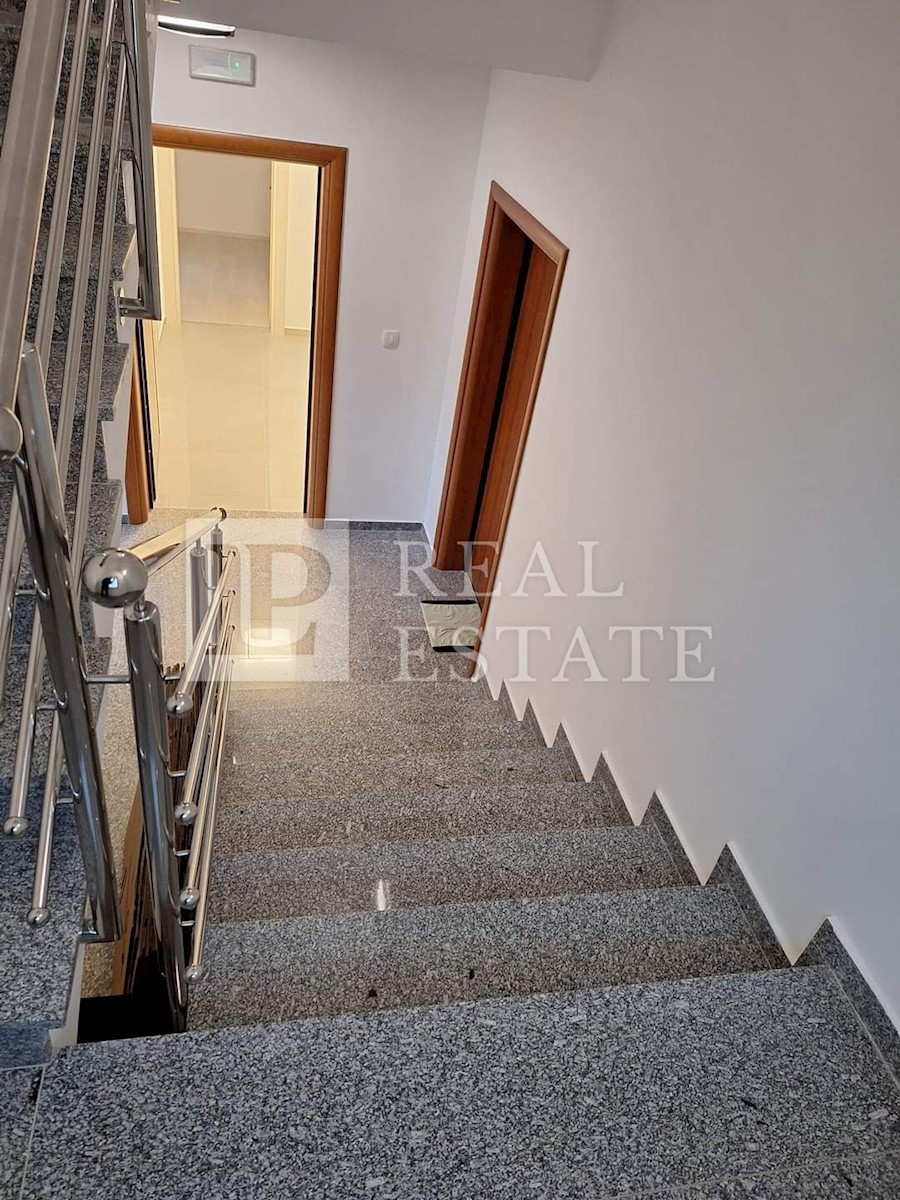Apartmán Na predaj - Primorsko-goranska Vinodolska Općina - foto 3/22