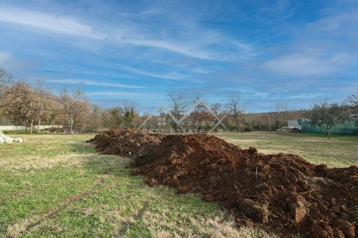 Działka na sprzedaż 800 m² – Novigrad