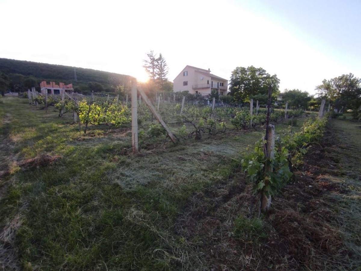 Pozemok Na predaj - SPLITSKO-DALMATINSKA SINJ