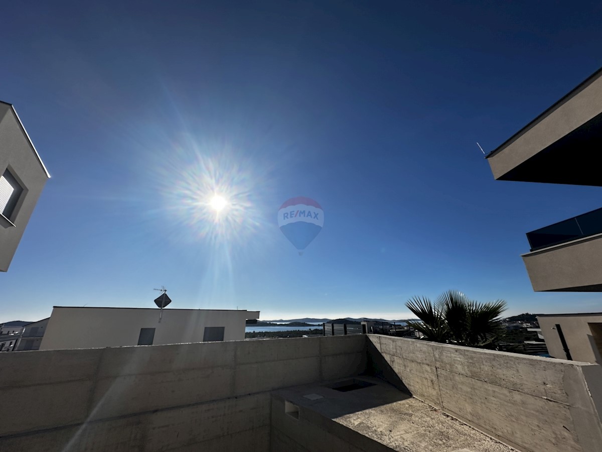 Haus Zu verkaufen - ŠIBENSKO-KNINSKA VODICE