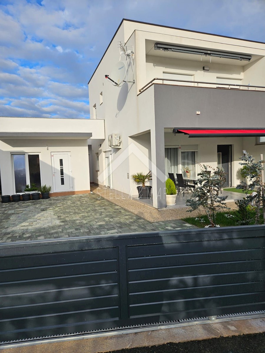 Apartmán Na prodej - Zadarska Vir - foto 2/23