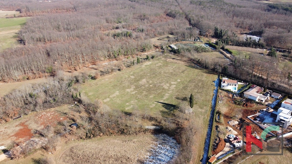 Pozemok Na predaj - ISTARSKA ŽMINJ