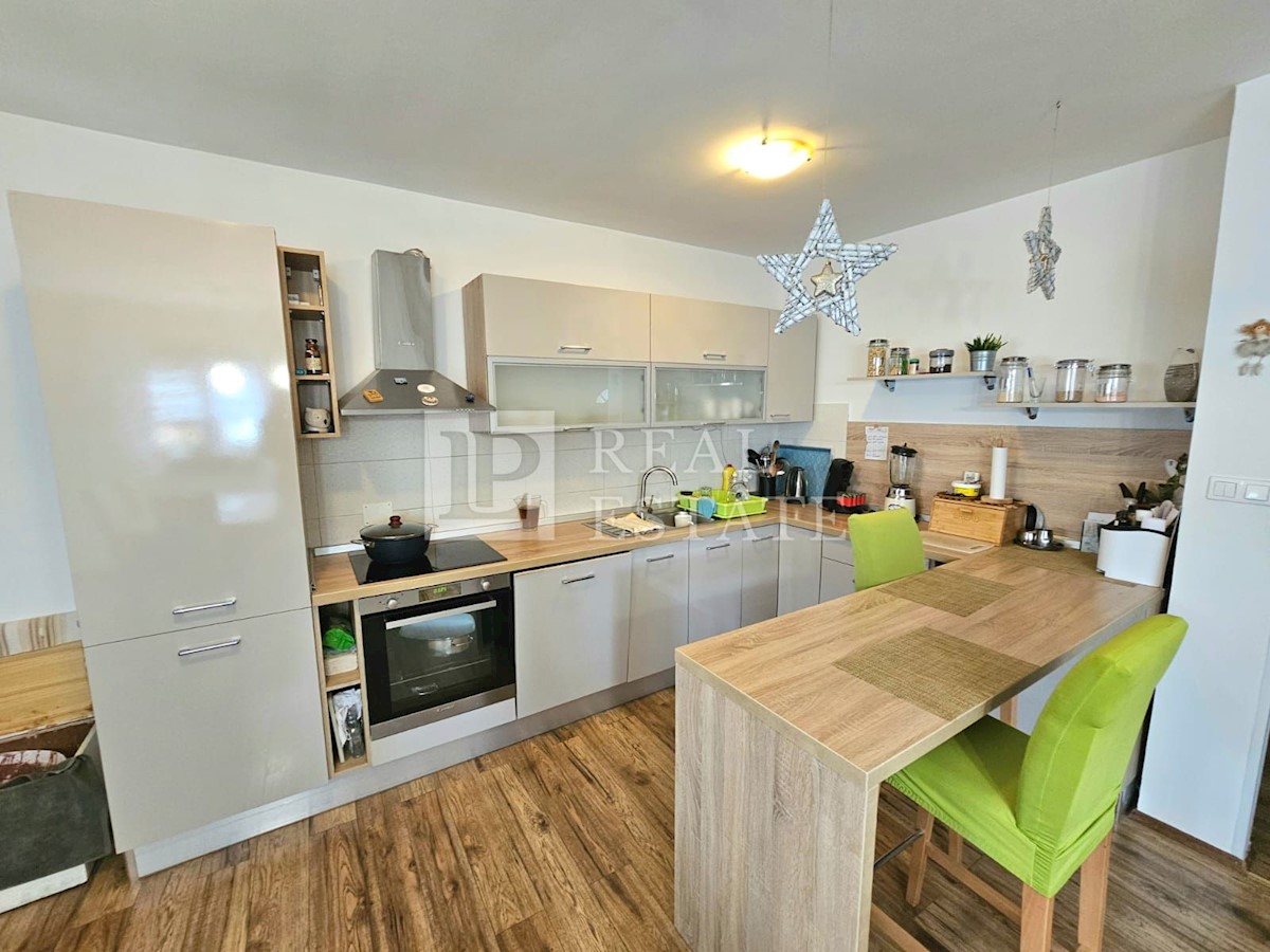 Flat For sale - Primorsko-goranska Novi Vinodolski - foto 5/21