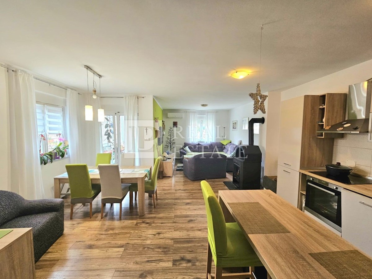 Flat For sale - PRIMORSKO-GORANSKA NOVI VINODOLSKI