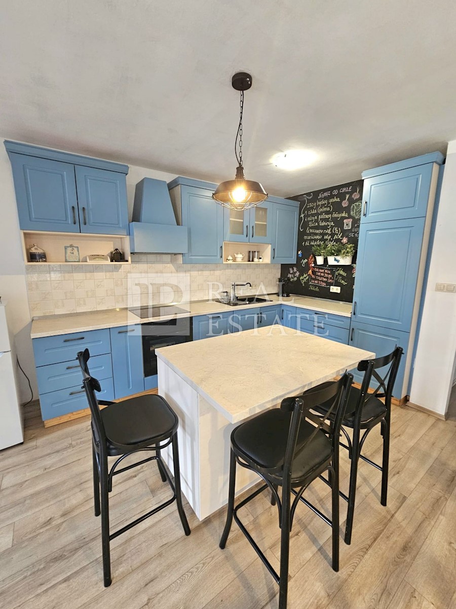 Flat For sale - Primorsko-goranska Novi Vinodolski - foto 1/15