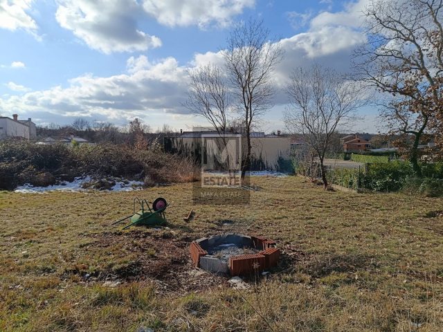 Parcela na predaj 741 m² – Poreč