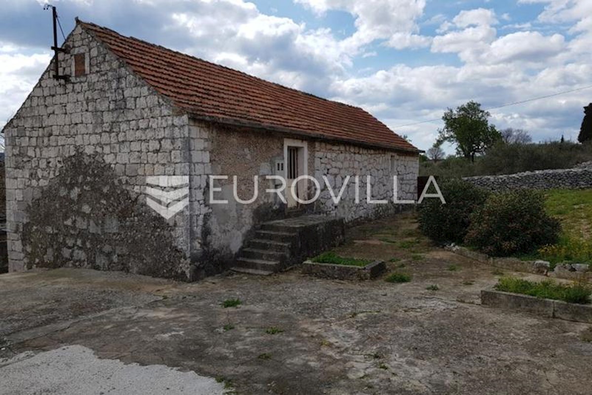 House For sale - SPLITSKO-DALMATINSKA MARINA