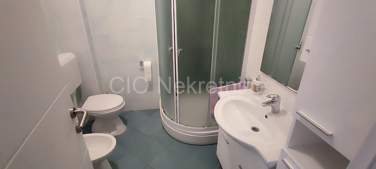 Kuća Na prodaju - ŠIBENSKO-KNINSKA ROGOZNICA