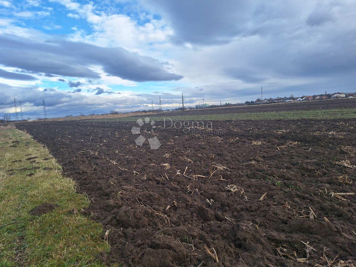 Działka Na sprzedaż - VARAŽDINSKA VARAŽDIN