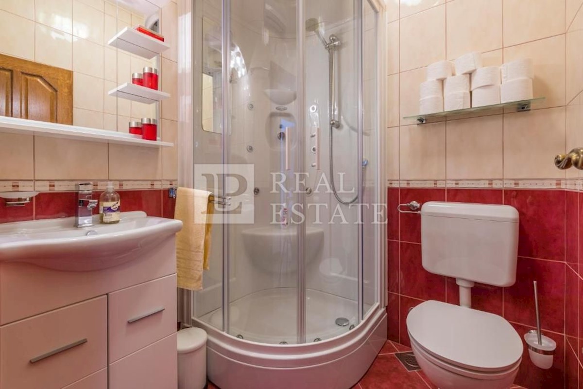 Haus Zu verkaufen - PRIMORSKO-GORANSKA CRIKVENICA