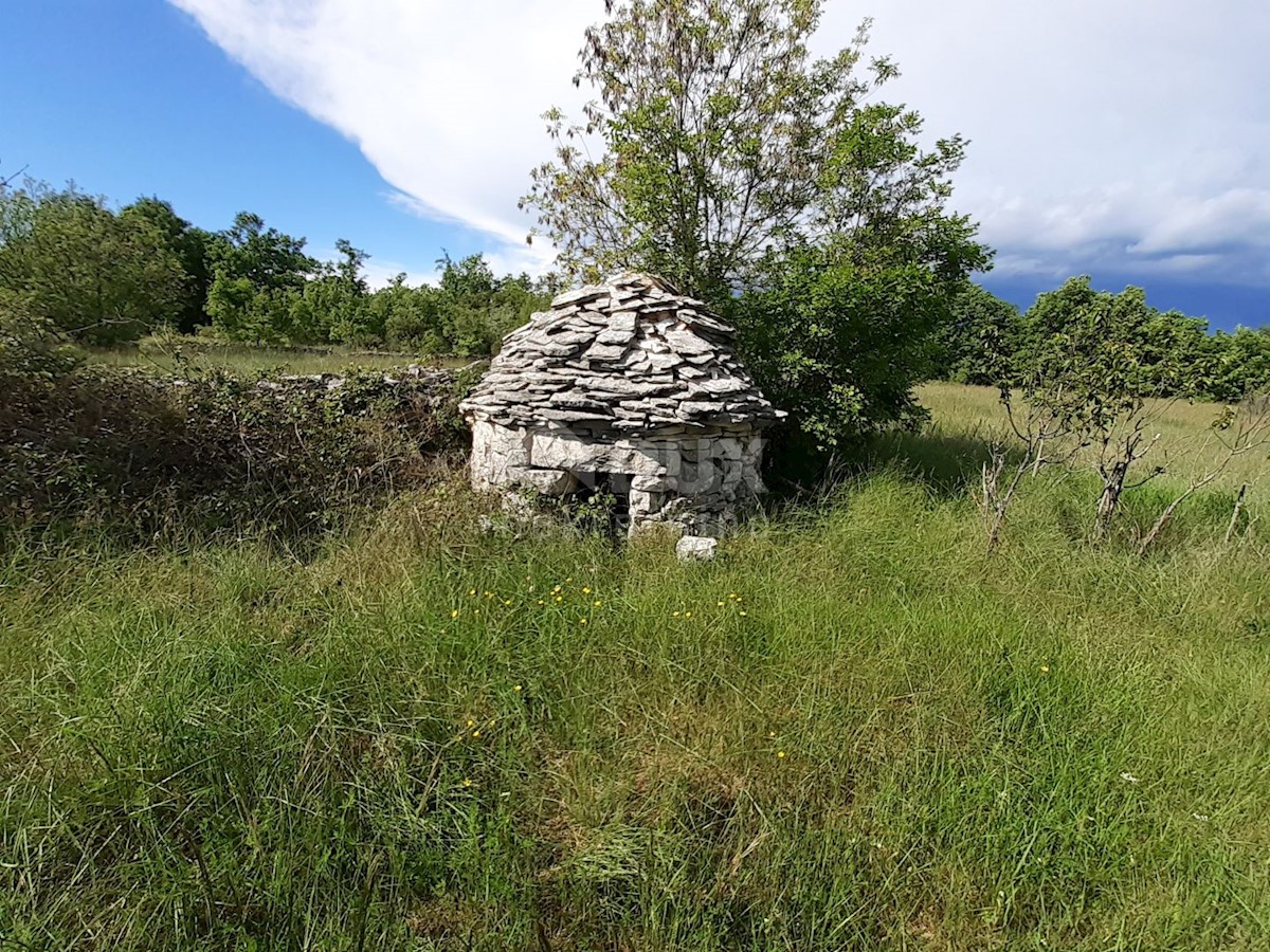 Terrain À vendre - ISTARSKA SVETVINČENAT