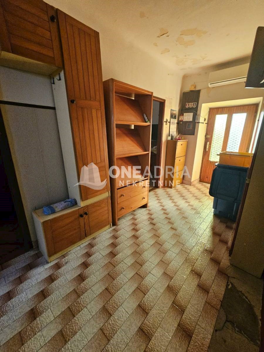 Stan Na prodaju - PRIMORSKO-GORANSKA KRALJEVICA