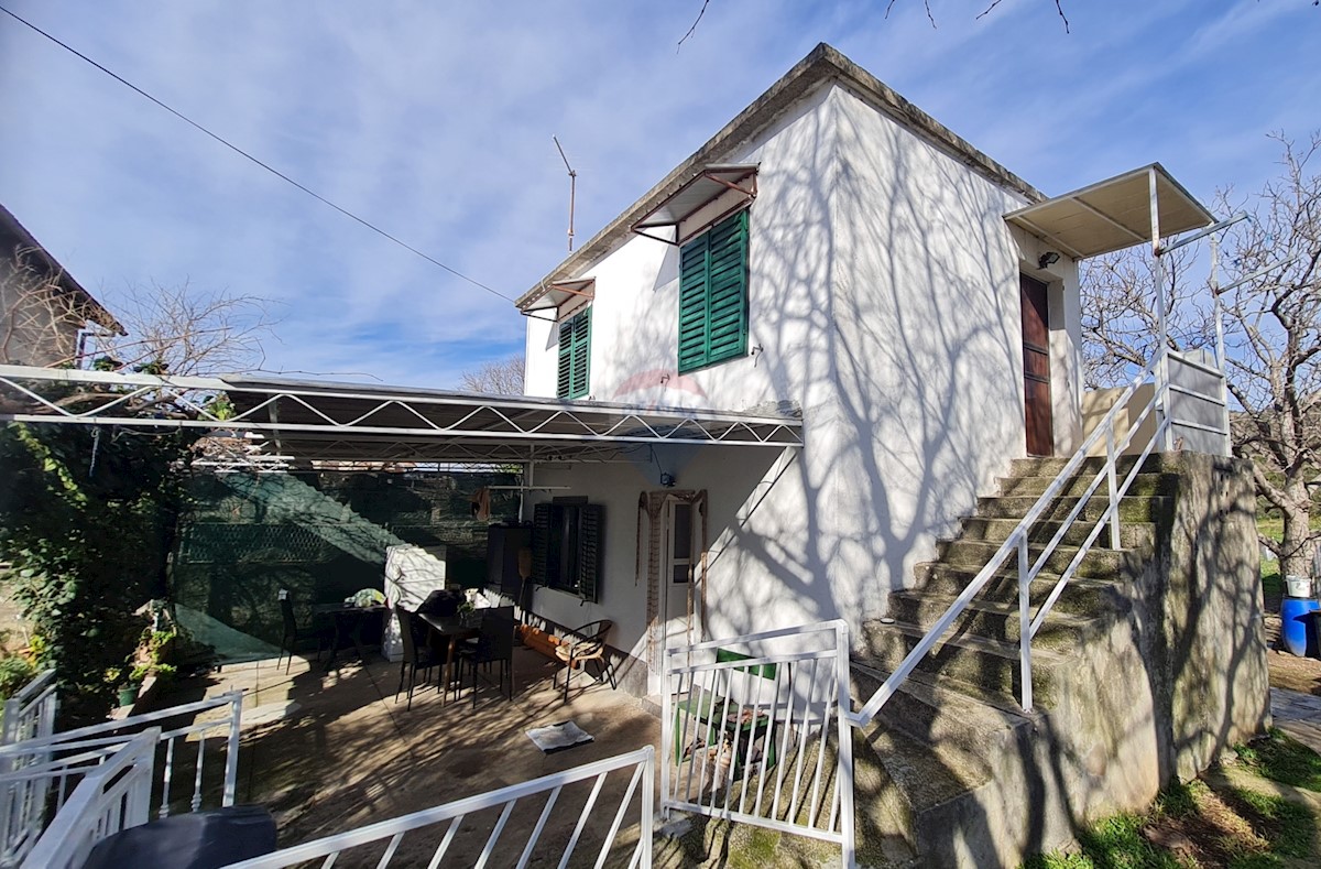 Casa In vendita - ŠIBENSKO-KNINSKA ŠIBENIK