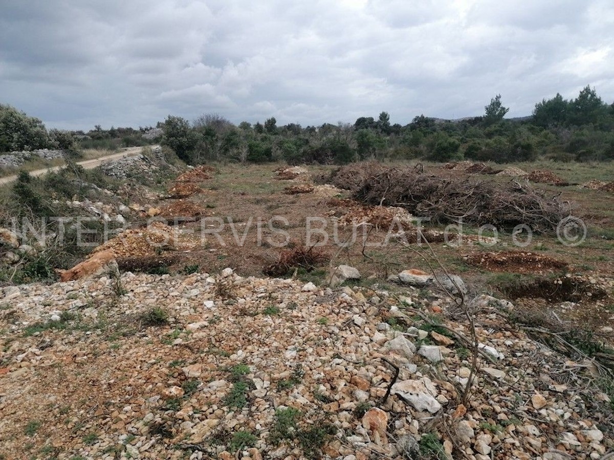 Land For sale - ŠIBENSKO-KNINSKA ŠIBENIK