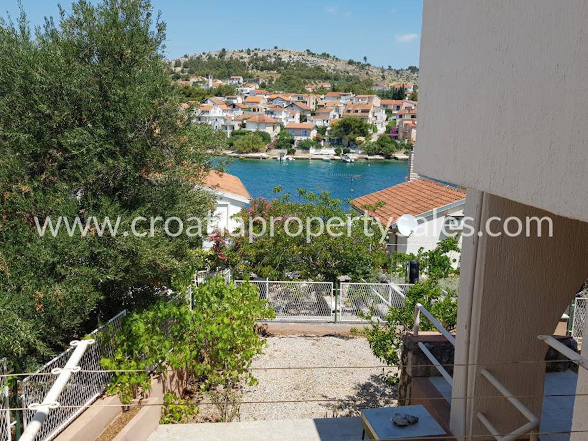 House For sale - ŠIBENSKO-KNINSKA ŠIBENIK