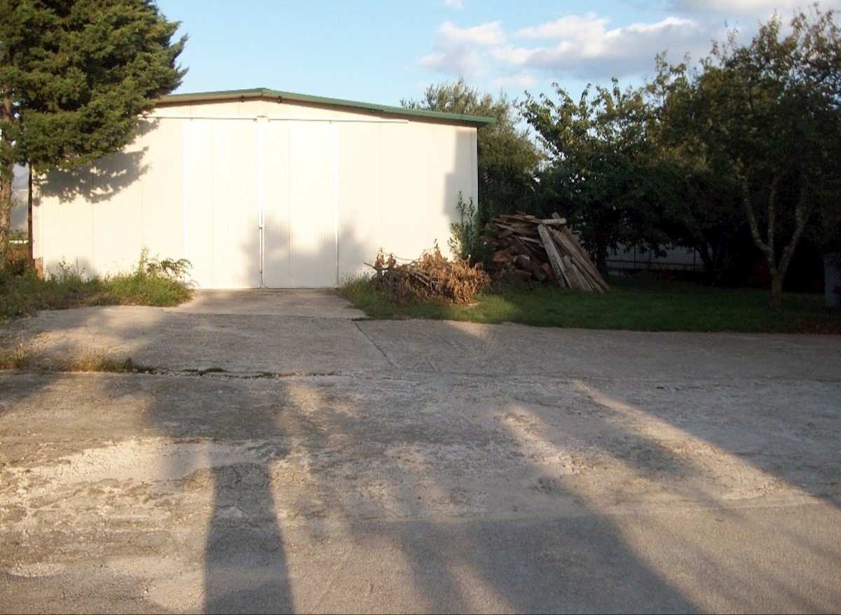 Hiša Na predaj - ISTARSKA UMAG