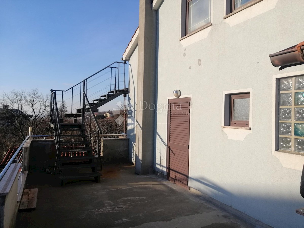 Maison À vendre - PRIMORSKO-GORANSKA ČAVLE