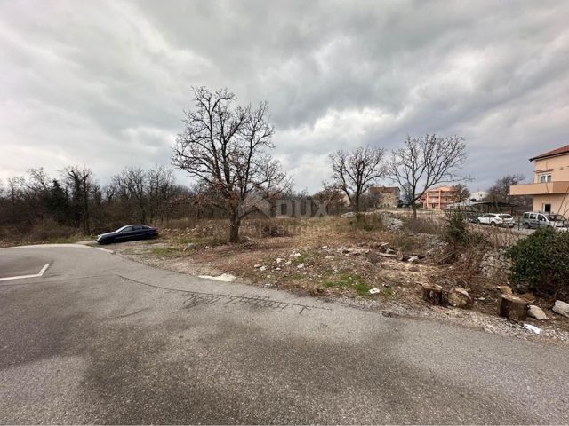 Grundstück zu verkaufen 805 m² – Viškovo