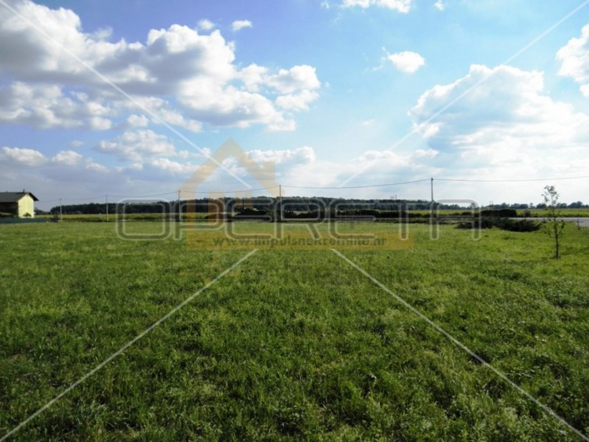 Land For sale - ZAGREBAČKA BRCKOVLJANI