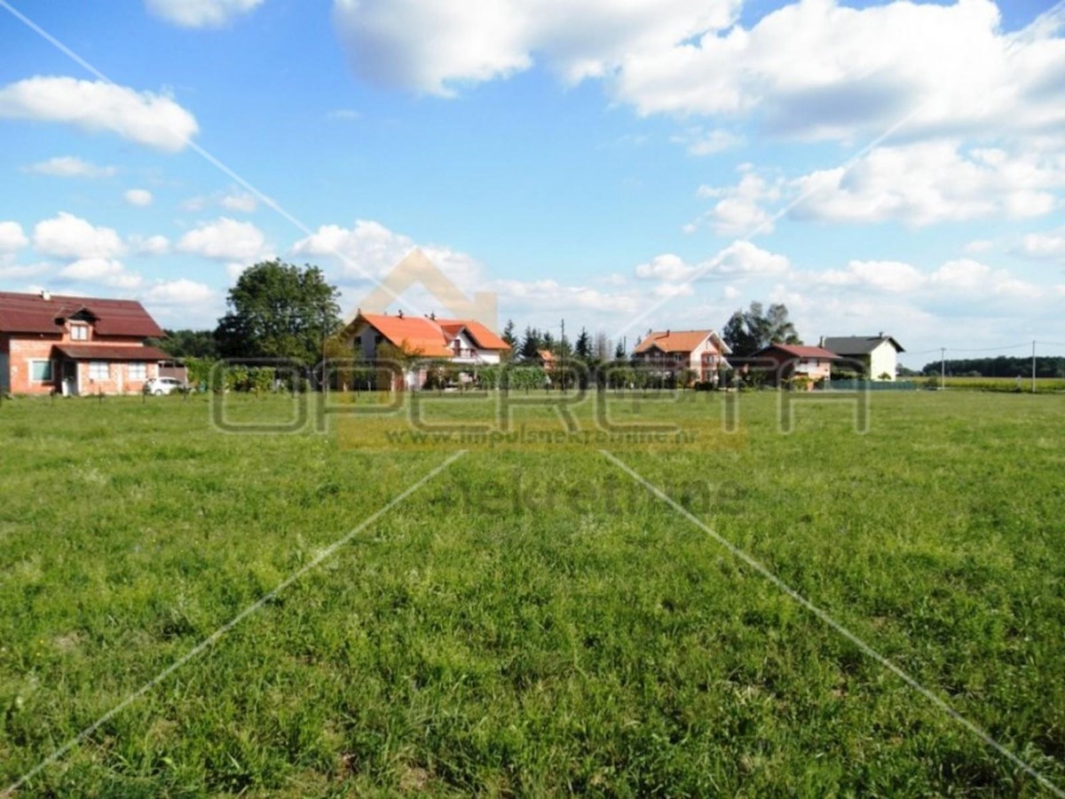 Land For sale - ZAGREBAČKA BRCKOVLJANI