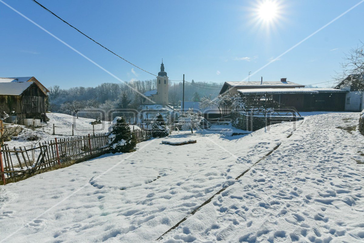 Casa In vendita - KARLOVAČKA OZALJ