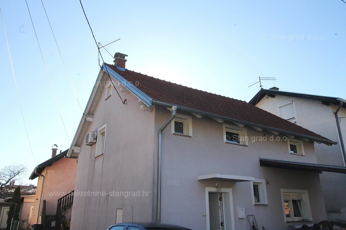 Maison À vendre - GRAD ZAGREB ZAGREB