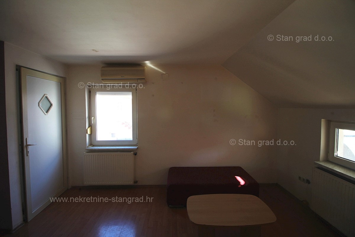 Maison À vendre - GRAD ZAGREB ZAGREB