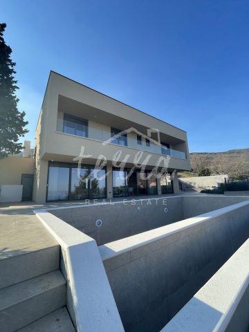 Hiša na predaj 200 m² – Labin