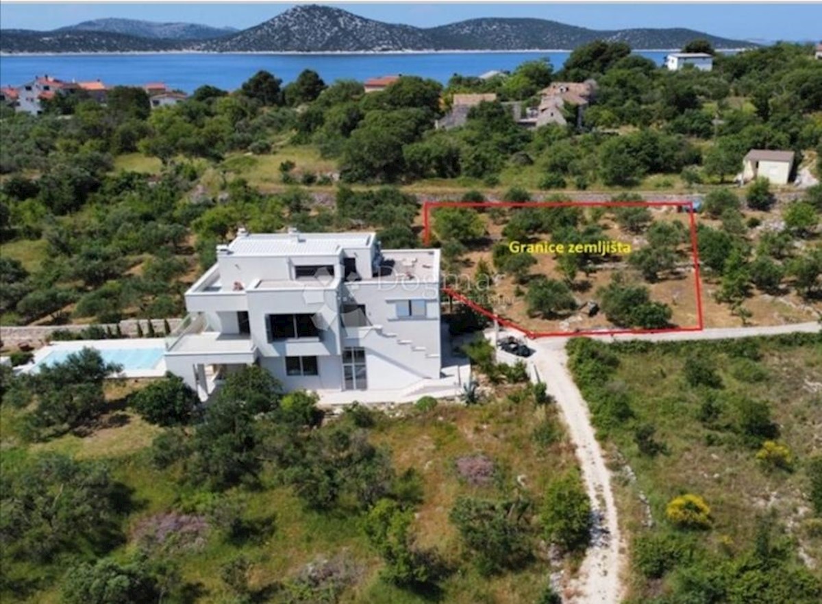 Land For sale - ŠIBENSKO-KNINSKA VODICE