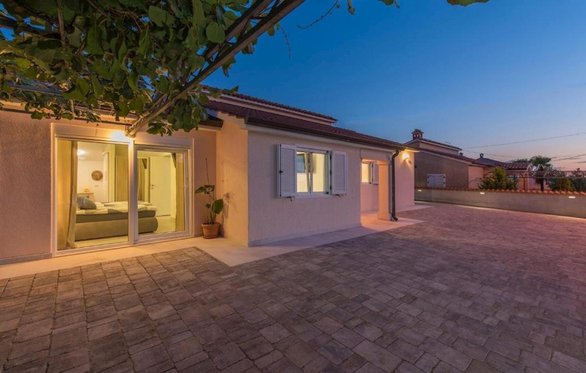 Haus Zu verkaufen - Istarska Poreč - foto 2/20