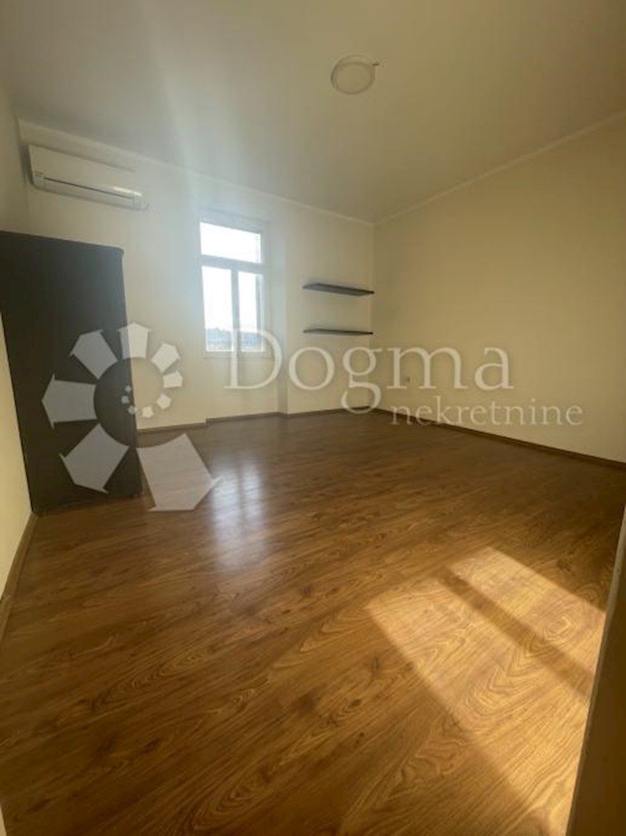 Apartment Zu verkaufen - ISTARSKA PAZIN